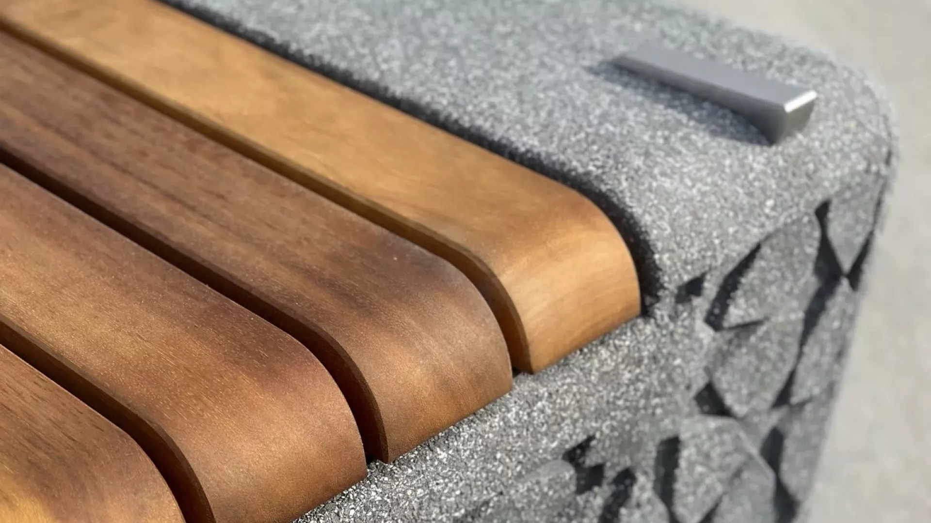 Struktur und Intarsien