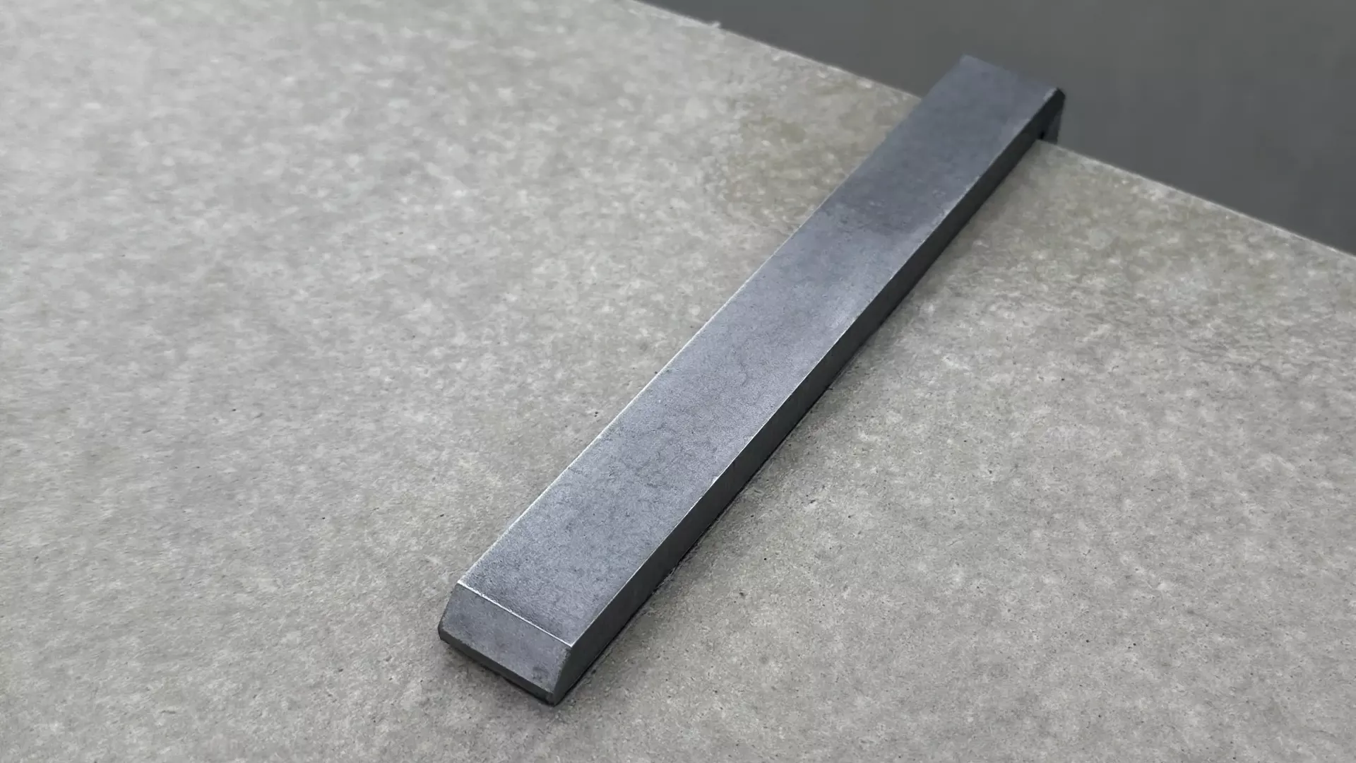 Skatestopper auf radialen Sitzblöcken