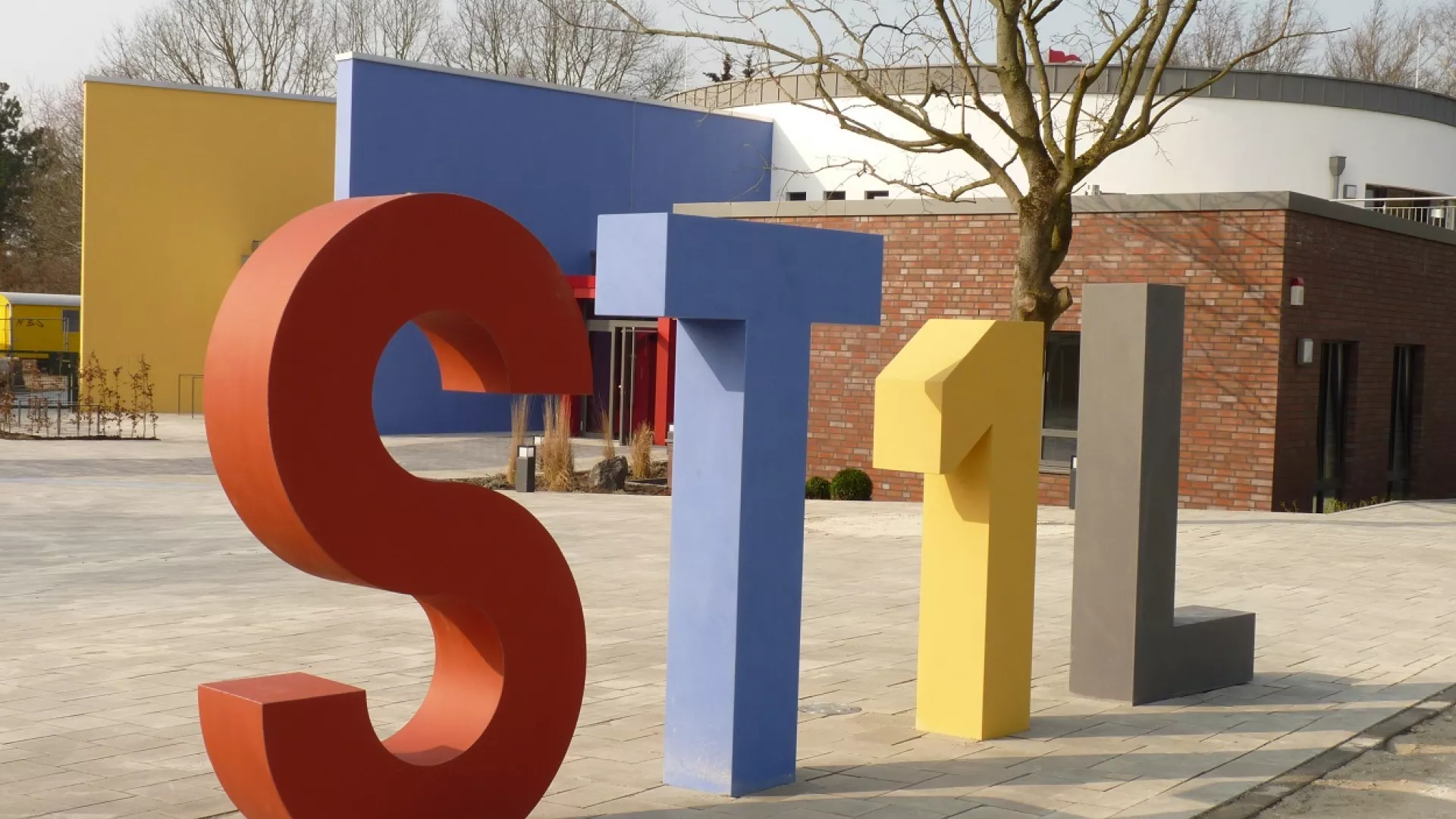 Buchstaben aus Beton