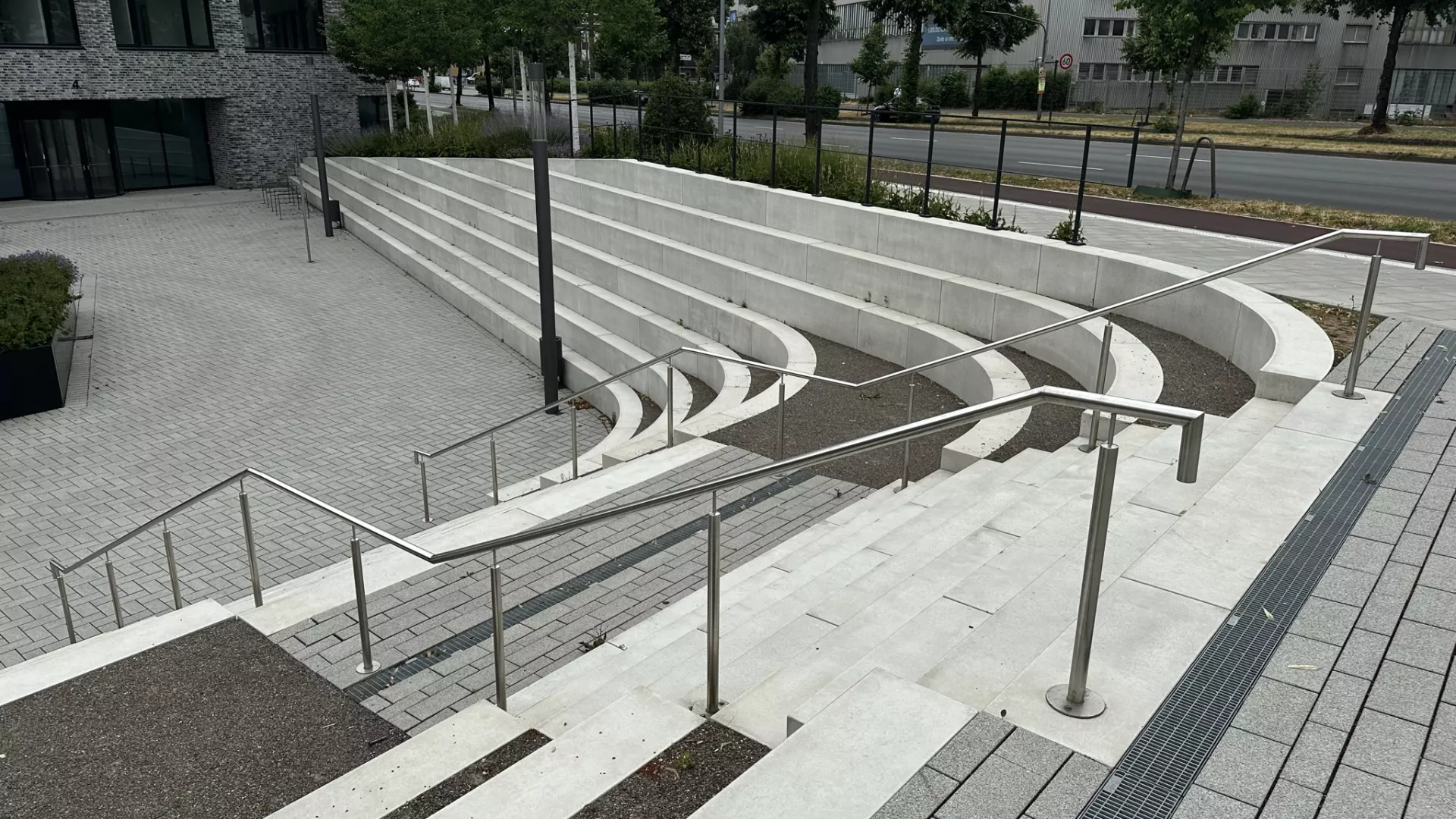 Blockstufen mit Einbauleuchten